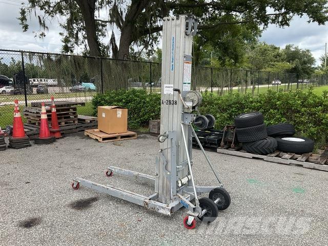 Genie SLC24 Cabrestantes, montacargas y elevadores de materiales