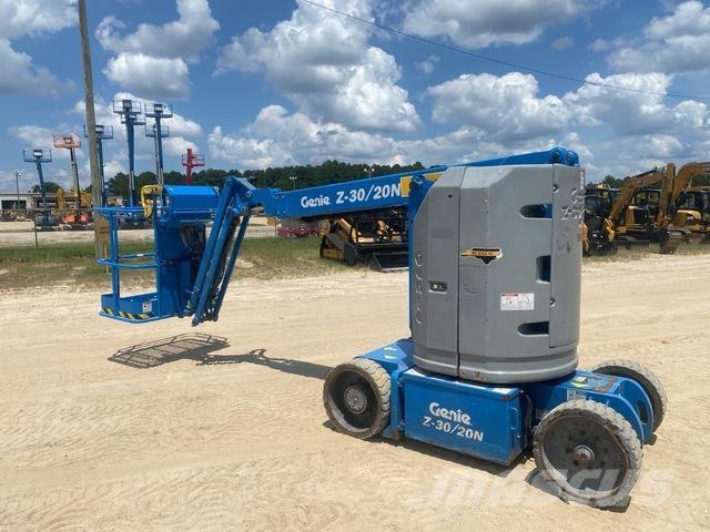 Genie Z-30/20N Plataforma de trabajo articulada
