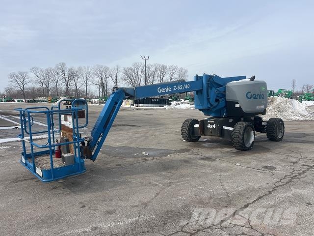 Compra plataforma de trabajo articulada Genie Z-62/40 de segunda mano ...