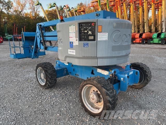 Genie Z45/25J Plataforma de trabajo articulada