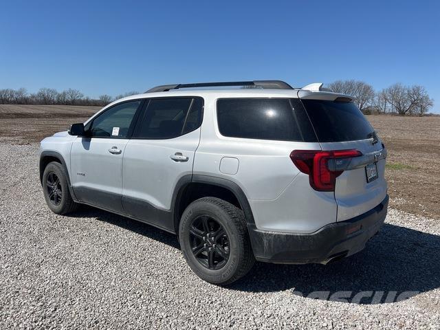 GMC Acadia Coches