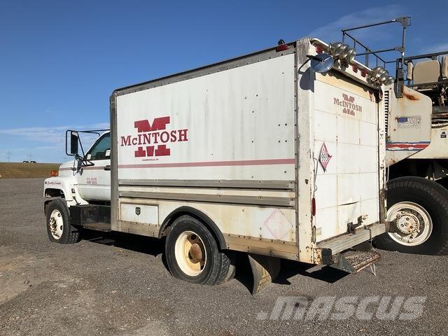 GMC C6500 Camiones cisterna