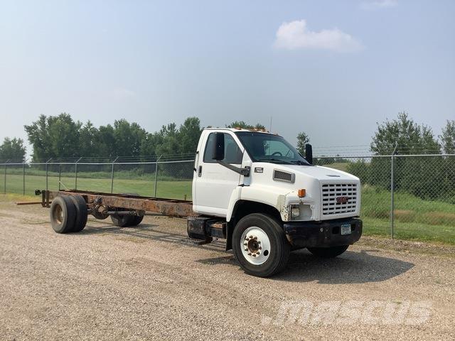 GMC C7500 Cabinas e interior
