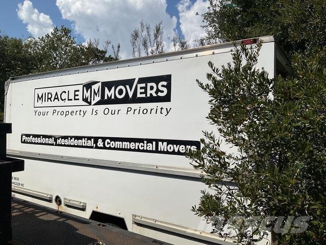 GMC Savana Camiones caja cerrada