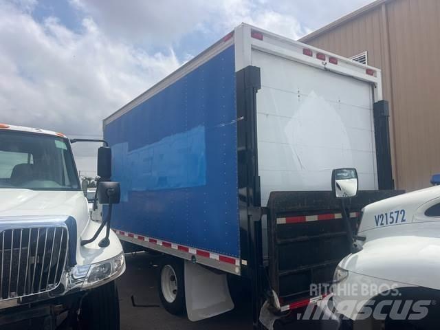 GMC W5500 Camiones caja cerrada