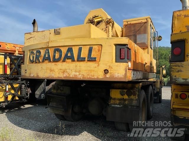 Gradall XL4100 Excavadoras de ruedas