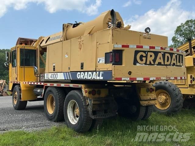 Gradall XL4100 Excavadoras de ruedas