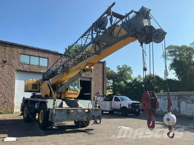 Grove RT600E Grúas autopropulsadas