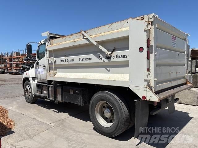 Hino  Camiones bañeras basculantes o volquetes
