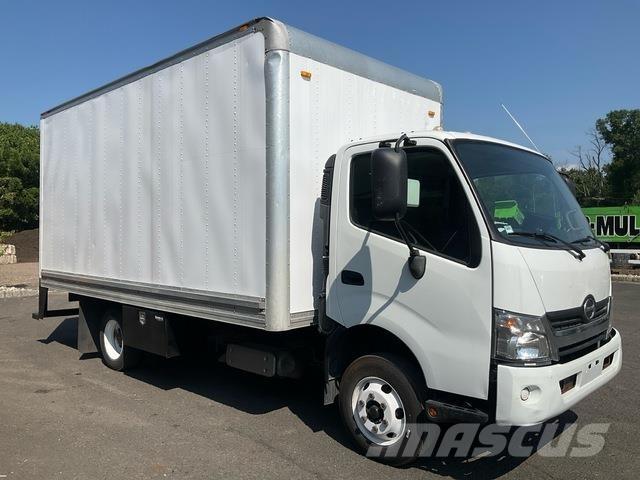 Hino 155 Camiones caja cerrada