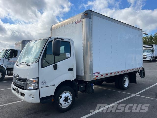 Hino 195 Camiones caja cerrada