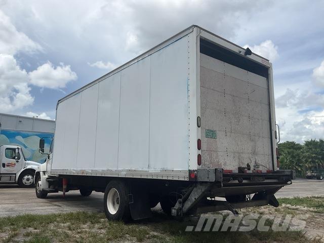 Hino 238 Camiones caja cerrada