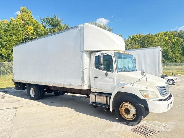 Hino 238 Camiones caja cerrada