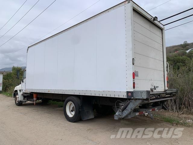 Hino 238 Camiones caja cerrada
