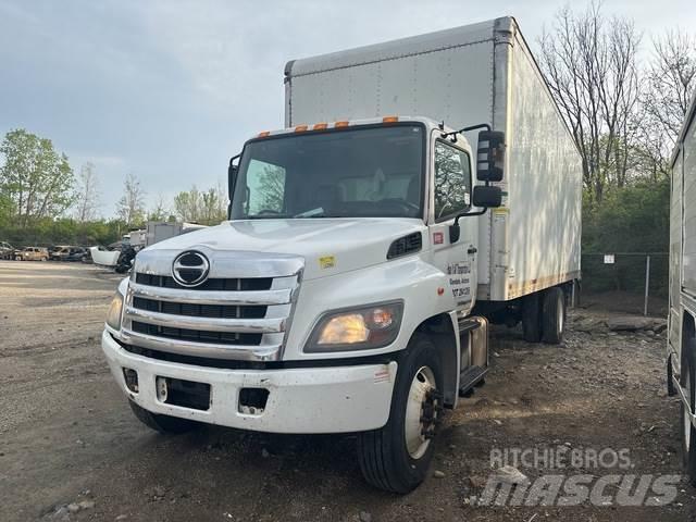 Hino 268 Camiones caja cerrada
