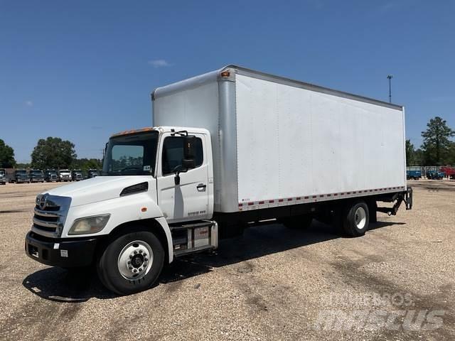 Hino 268 Camiones caja cerrada