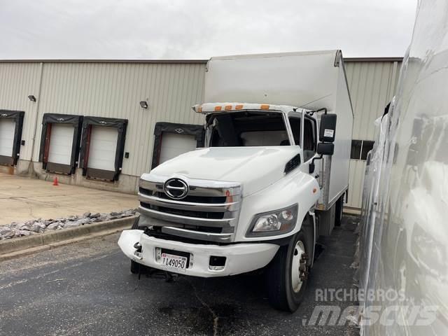 Hino 268 Camiones caja cerrada