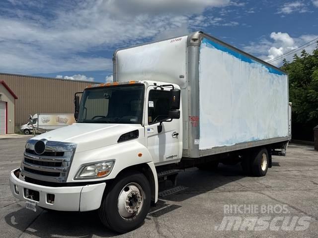 Hino 268 Camiones caja cerrada
