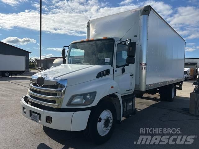 Hino 268 Camiones caja cerrada