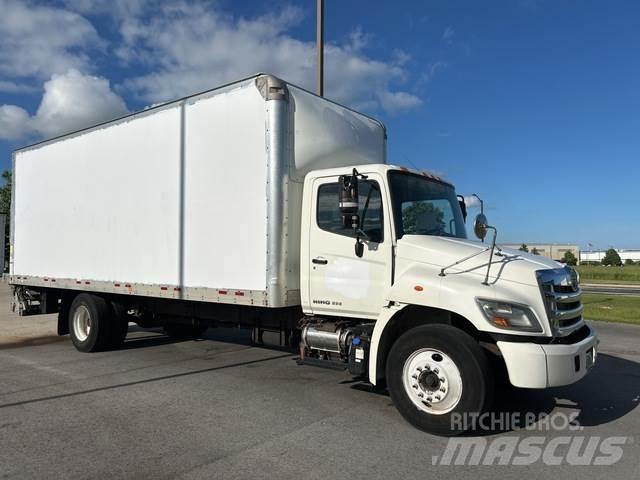 Hino 268 Camiones caja cerrada
