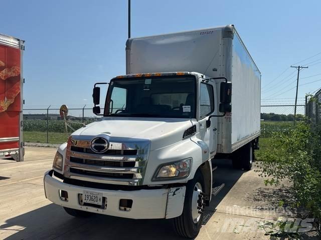 Hino 268 Camiones caja cerrada