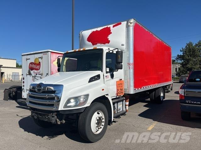 Hino 268 Camiones caja cerrada