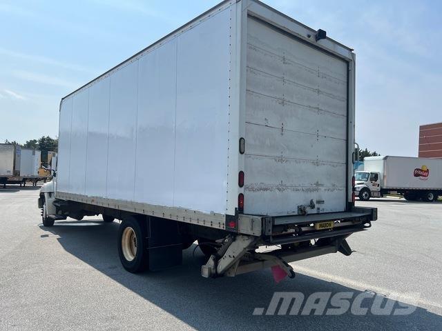 Hino 268 Camiones caja cerrada