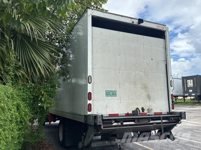 Hino 268 Camiones caja cerrada