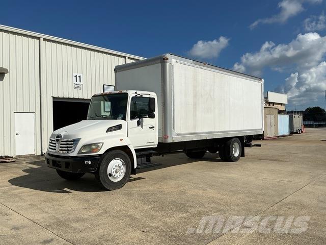 Hino 268 Camiones caja cerrada
