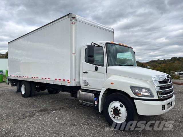 Hino 268 Camiones caja cerrada