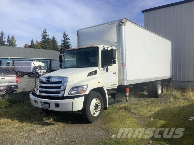 Hino 268 Camiones caja cerrada