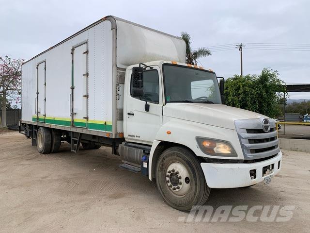 Hino 268 Camiones caja cerrada