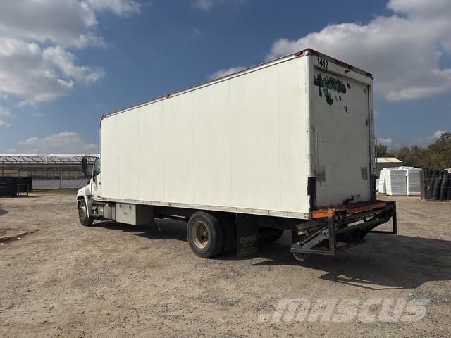 Hino 268 Camiones caja cerrada