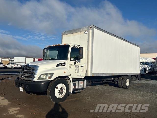 Hino 268 Camiones caja cerrada