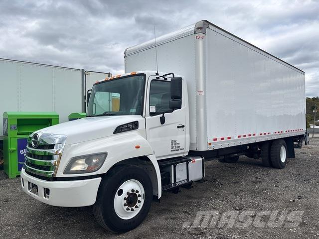 Hino 268 Camiones caja cerrada