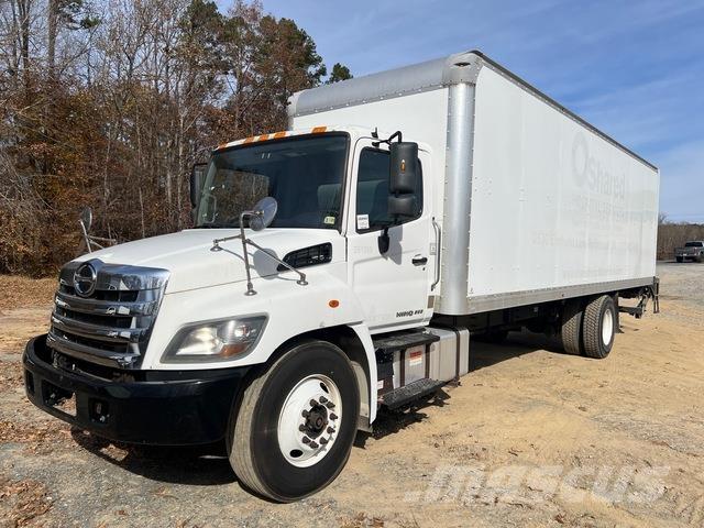 Hino 269 Camiones caja cerrada