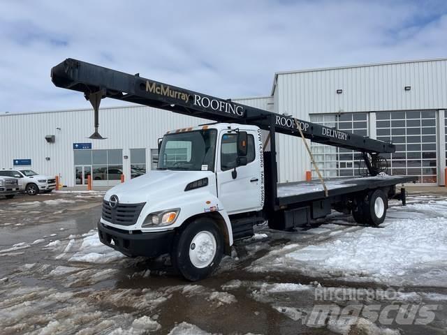 Hino 338 Camiones plataforma