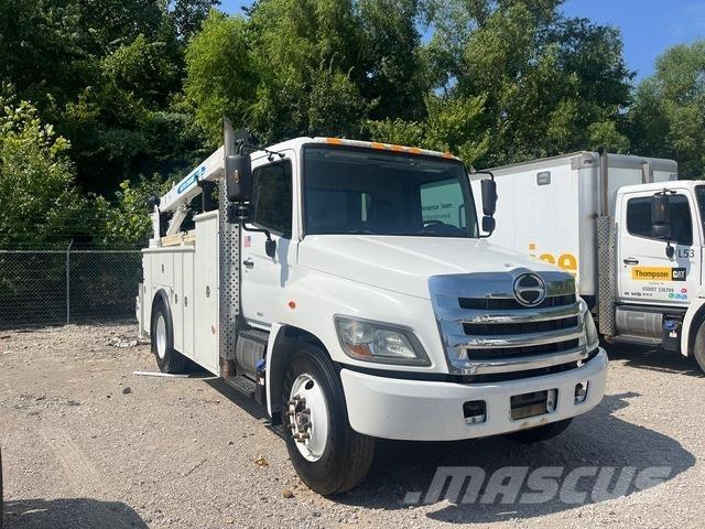 Hino 338 Vehículos - Taller