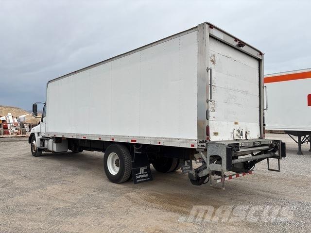 Hino 338 Camiones caja cerrada