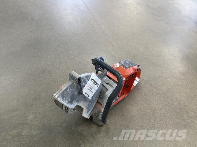 Husqvarna K1 Construcción - Otros