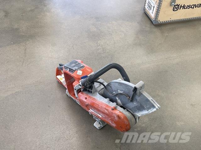 Husqvarna K1 Construcción - Otros