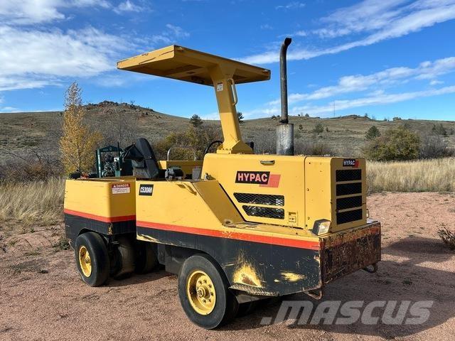Hypac C530AH Rodillos sobre neumáticos
