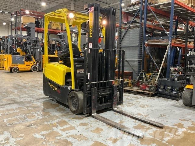 Hyster  Carretillas de horquilla eléctrica