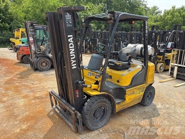 Hyundai 25L-7A Construcción - Otros
