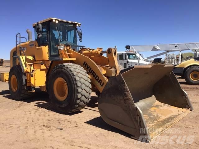 Hyundai HL975 Cargadoras sobre ruedas