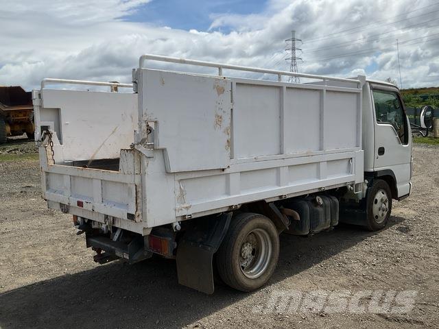 Isuzu ELF Camiones bañeras basculantes o volquetes