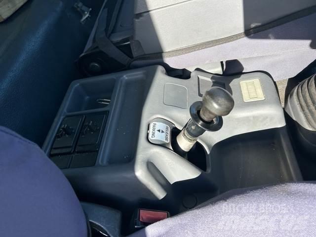 Isuzu FRR 600 Camión con caja abierta