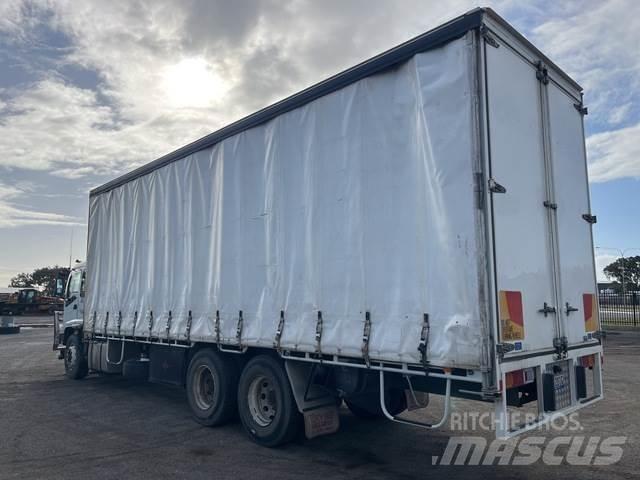 Isuzu FVM 1400 Camión con caja abierta