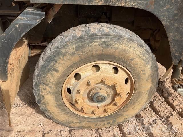 Isuzu FVZ1400 Camiones cisterna