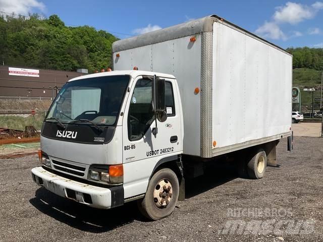 Isuzu NPR Camiones caja cerrada